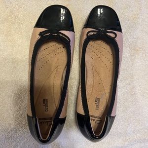 Clarks Soft Cushion Collection slides